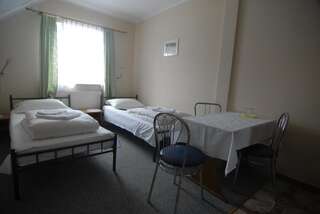 Мотели Motel u Olka Boczów Двухместный номер с основными удобствами и 1 кроватью-3